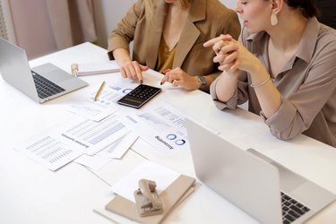 financial - analysis - performance